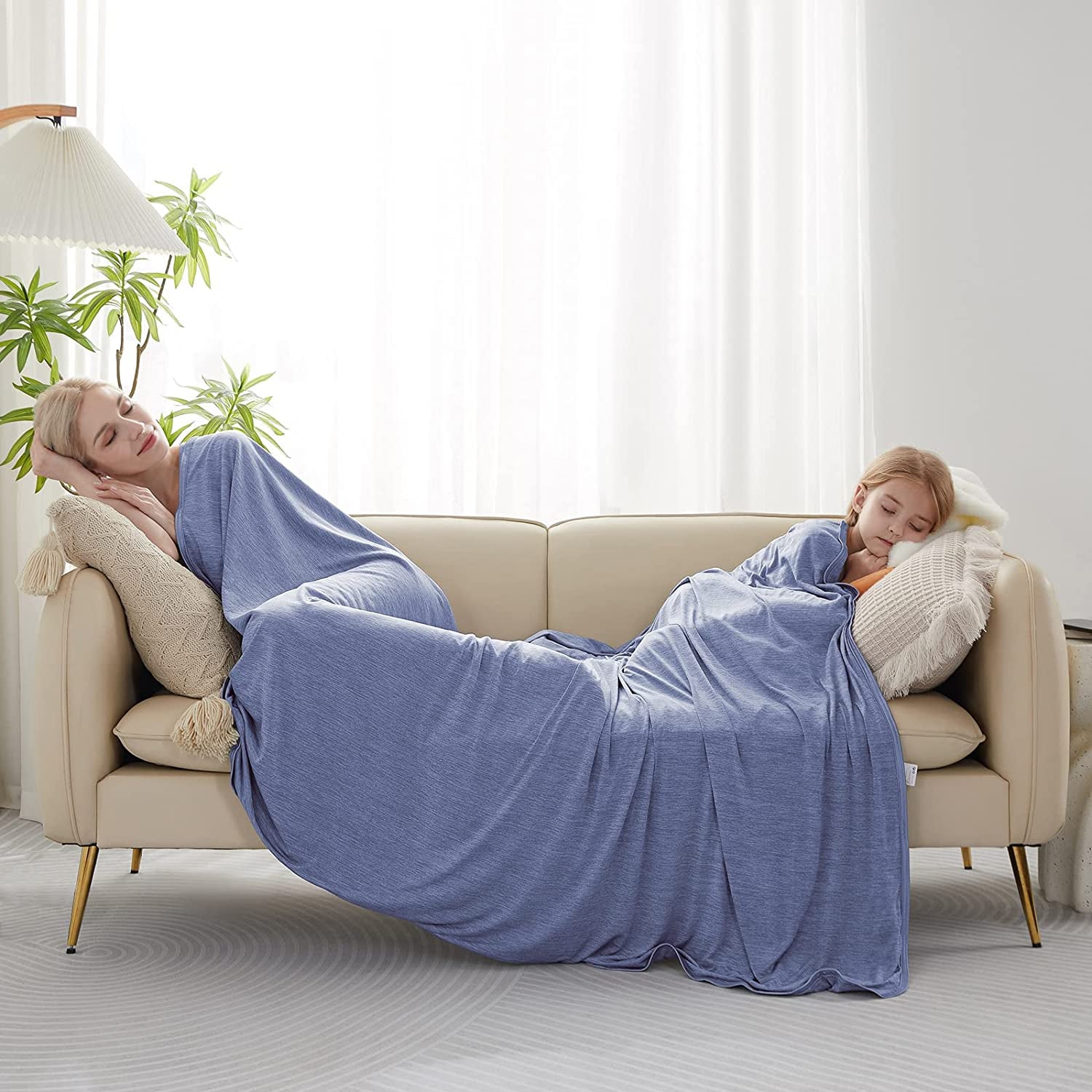 Cooling Blanket for Hot Sleepers King Size, Q-Max>0.5 Arc-Chill Cooling Blanket with Double-Sided Design, Japanese Cooling Fiber Absorbs Body Heat, Soft Cold Blankets for Sleeping Summer